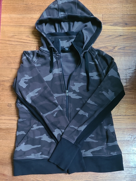 Athleta Jackets & Blazers - Athleta Women's Hooded Camo Zip Bomber Jacket - Black & Gray